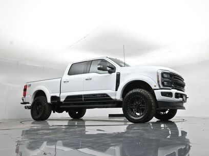 New 2026 Ford F250 Lariat w/ Black Appearance Package