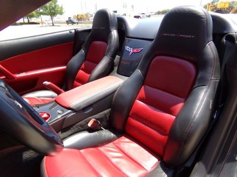 Used 2010 Chevrolet Corvette Grand Sport w/ Preferred Equipment Group RWD image 25