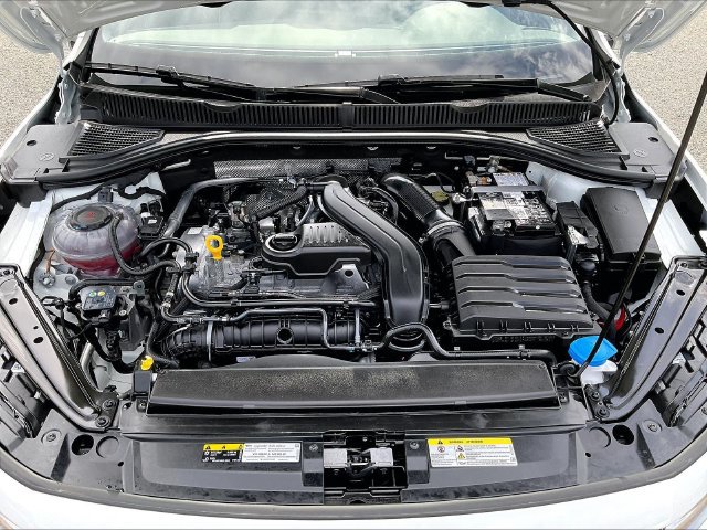 Certified 2025 Volkswagen Jetta Sport FWD image 20