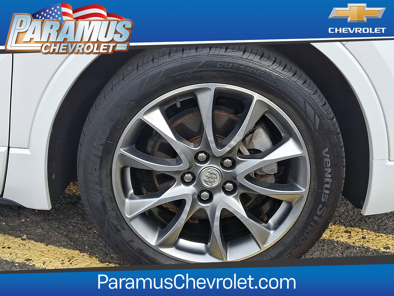 Used 2020 Buick Envision Essence w/ Experience Buick Package FWD image 8