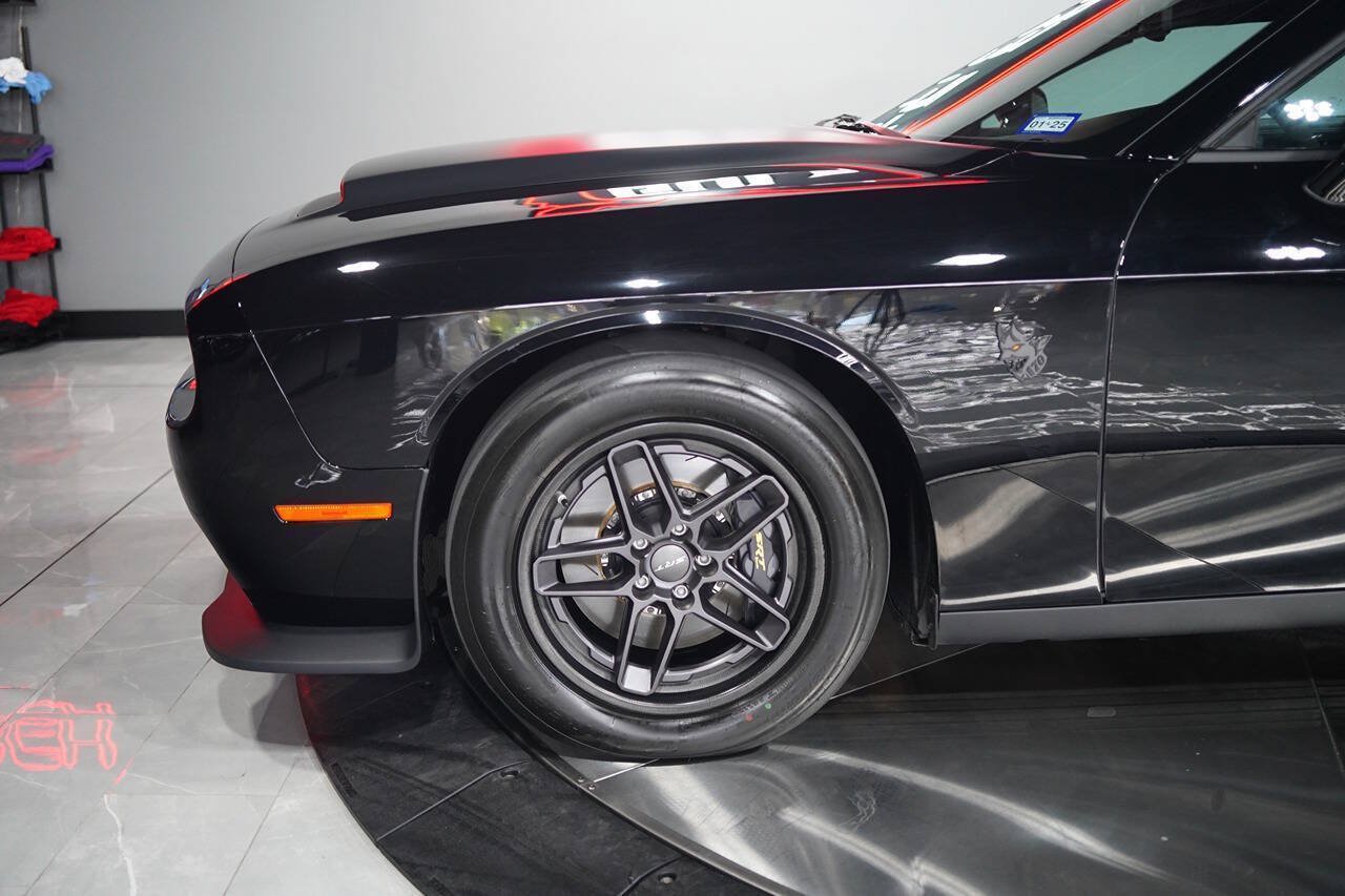 Used 2023 Dodge Challenger SRT Hellcat Redeye RWD image 12