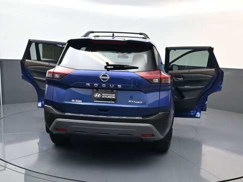 Used 2022 Nissan Rogue SV w/ SV Premium Package AWD/4WD image 30