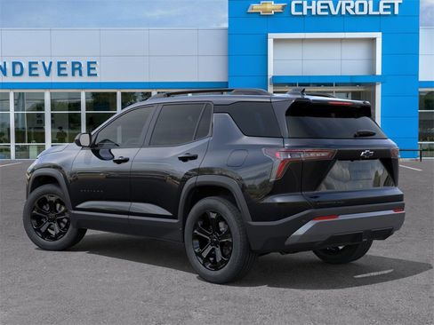 New 2026 Chevrolet Equinox LT image 3