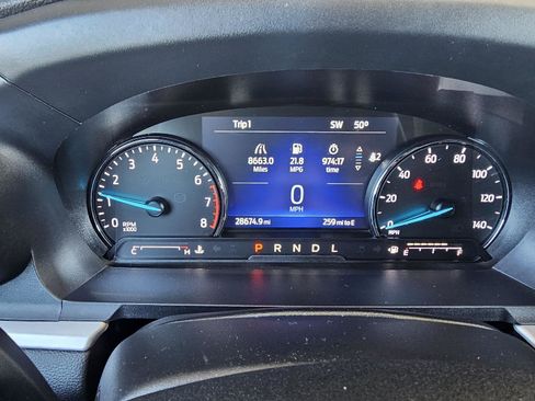 Used 2023 Ford Explorer XLT AWD/4WD image 21
