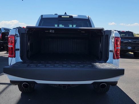 Used 2025 RAM 1500 Tungsten AWD/4WD image 18