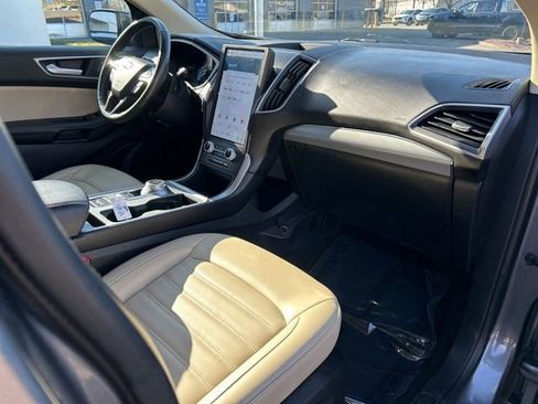 Used 2021 Ford Edge SEL w/ Cargo Accessory Package image 10
