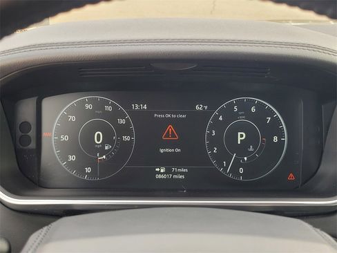 Used 2017 Land Rover Range Rover HSE image 25