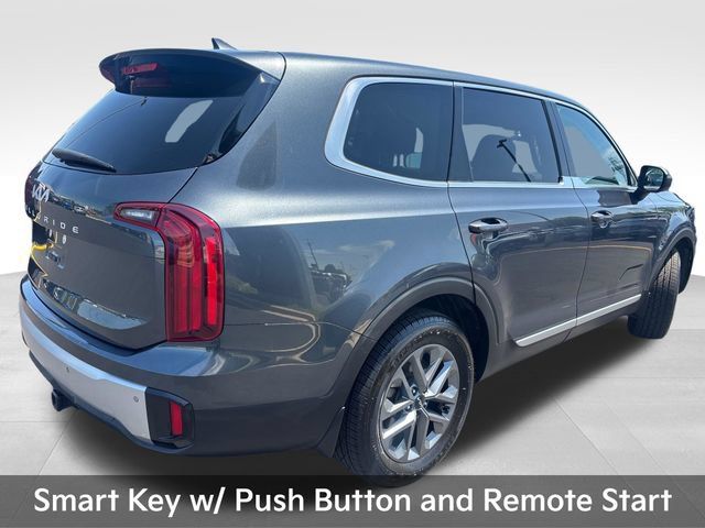 Used 2023 Kia Telluride LX FWD image 8