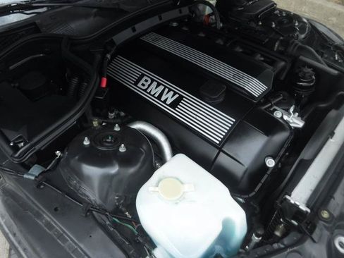 Used 2001 BMW Z3 2.5i RWD image 23