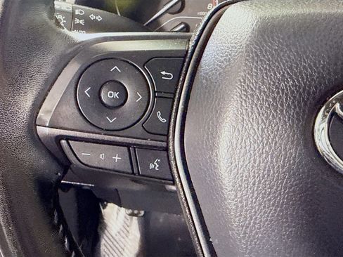 Used 2022 Toyota Camry SE FWD image 14