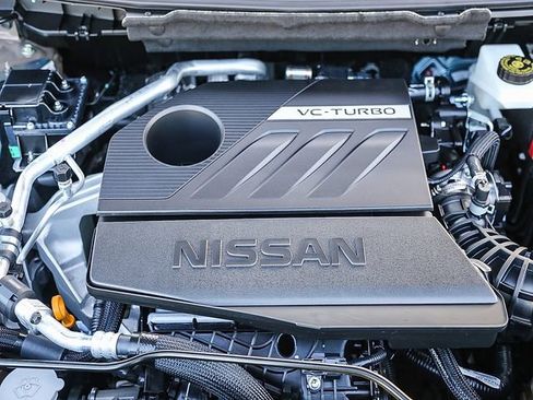 New 2025 Nissan Rogue SL w/ Tech Package image 6