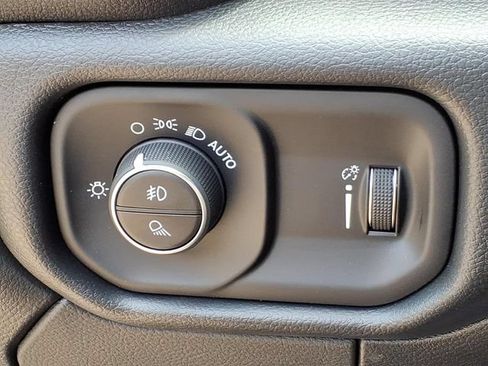 New 2026 RAM 2500 Tradesman AWD/4WD image 23
