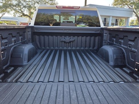 Used 2026 Chevrolet Silverado 1500 LT Trail Boss w/ LT Trail Boss Premium Package AWD/4WD image 17