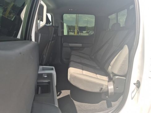 Used 2023 Ford F250 XL w/ STX Appearance Package AWD/4WD image 5