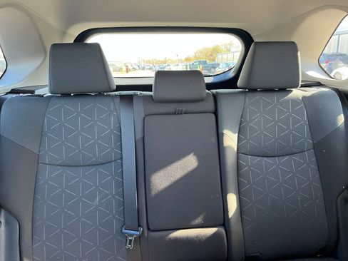 Used 2025 Toyota RAV4 XLE image 38