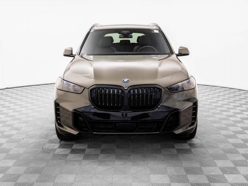 Certified 2026 BMW X5 xDrive50e w/ M Sport Package AWD/4WD image 9