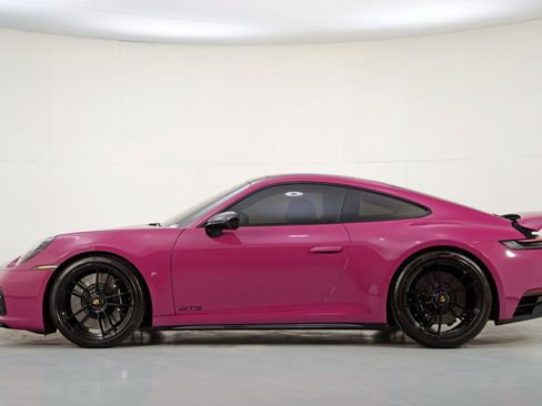 Used 2024 Porsche 911 Carrera GTS w/ Premium Package image 9