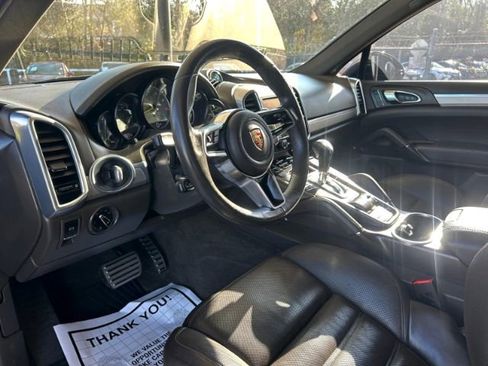 Used 2015 Porsche Cayenne S image 12