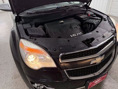 Used 2010 Chevrolet Equinox LTZ image 39