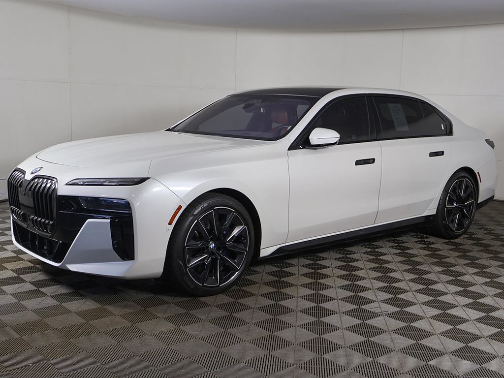 Used 2023 BMW 760i xDrive AWD/4WD image 13