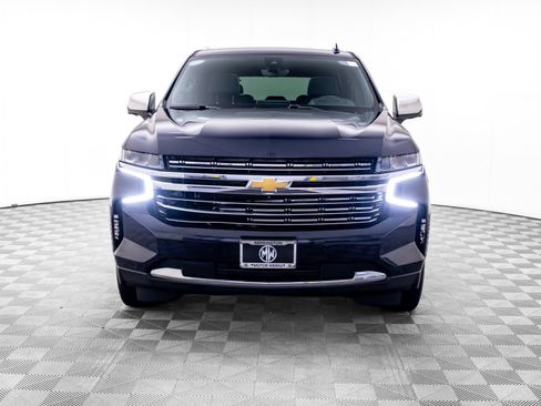 Used 2021 Chevrolet Tahoe Premier w/ Premium Package AWD/4WD image 8