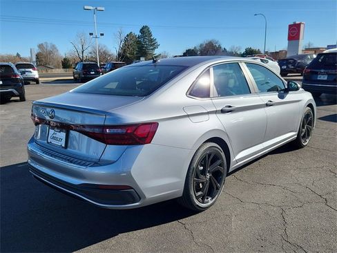 New 2026 Volkswagen Jetta SE image 3