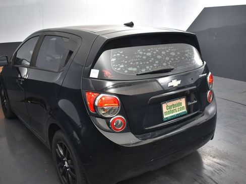 Used 2012 Chevrolet Sonic LS FWD image 5