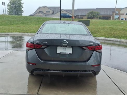 Used 2022 Nissan Sentra SV image 6
