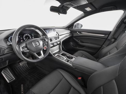 Used 2022 Honda Accord Sport image 10