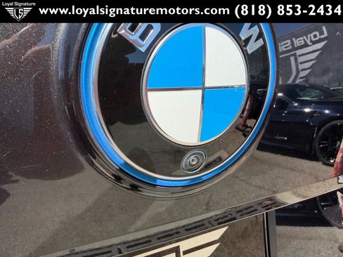 Used 2024 BMW iX xDrive50 w/ Premium Package AWD/4WD image 12
