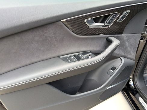 Used 2023 Audi SQ7 Premium Plus w/ Executive Package AWD/4WD image 14