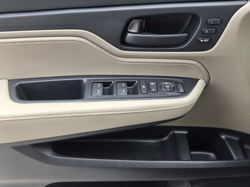 Used 2024 Honda Odyssey EX-L image 27