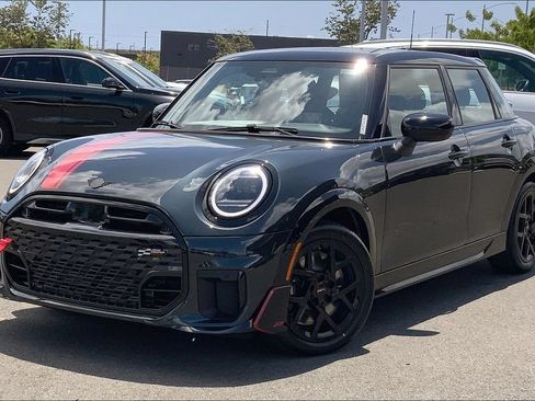 New 2026 MINI Cooper S FWD image 2