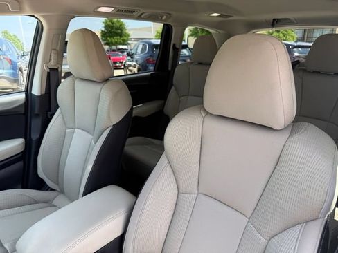 Used 2025 Subaru Ascent Premium AWD/4WD image 12
