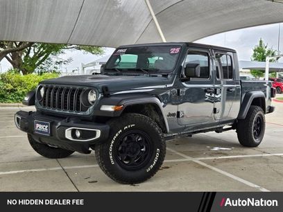 Used 2025 Jeep Gladiator Sport