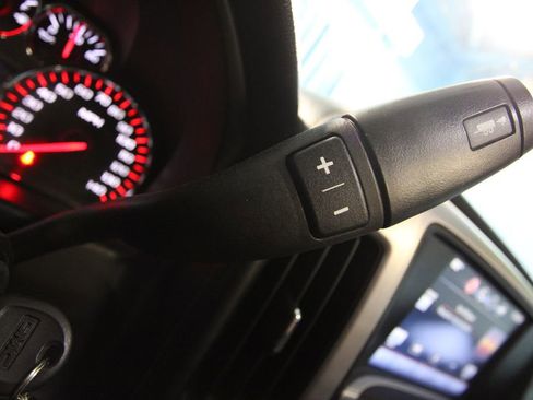 Used 2015 GMC Sierra 1500 SLT w/ Driver Alert Package image 13