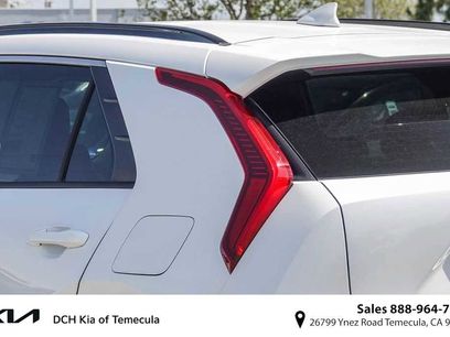 Certified 2023 Kia Niro EX Touring