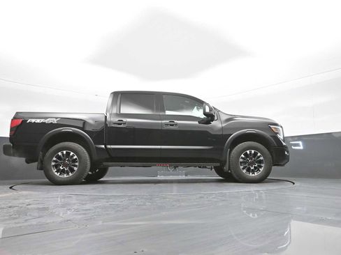 Used 2024 Nissan Titan PRO-4X w/ Pro-4x Convenience Package image 39