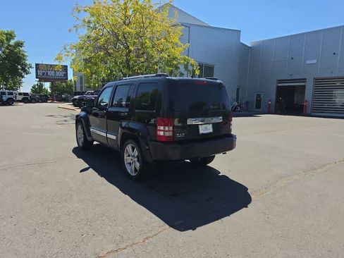 Used 2012 Jeep Liberty Limited Jet AWD/4WD image 3