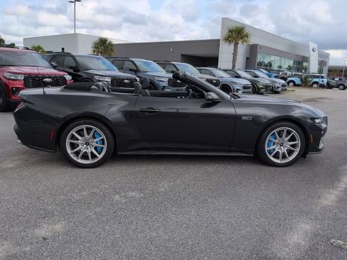 Used 2024 Ford Mustang GT Premium RWD image 3