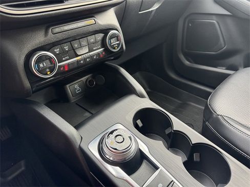 Used 2021 Ford Escape SEL image 27