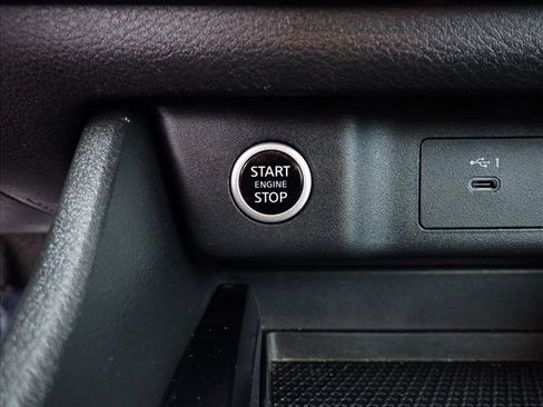 Used 2023 Nissan Rogue S AWD/4WD image 22