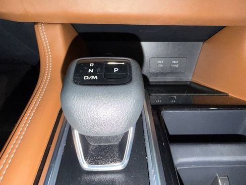 Used 2023 Nissan Pathfinder Platinum AWD/4WD image 42