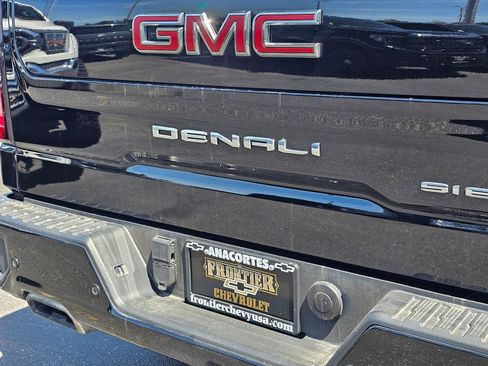 Used 2023 GMC Sierra 1500 Denali w/ Denali Reserve Package AWD/4WD image 14