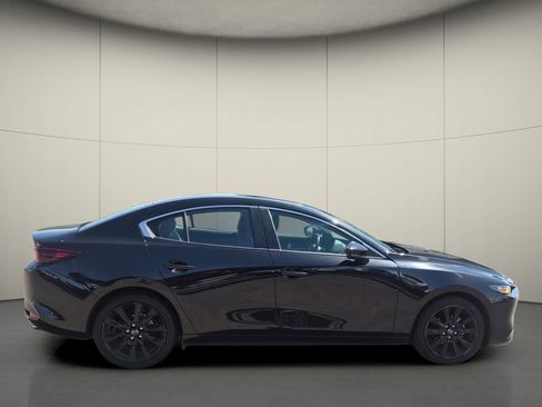 Used 2024 MAZDA MAZDA3 s FWD image 8