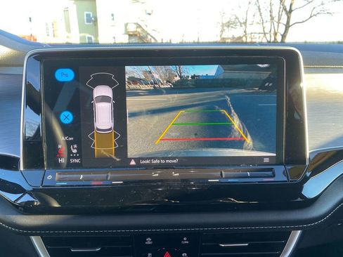 Used 2024 Volkswagen Atlas Cross Sport SE image 21