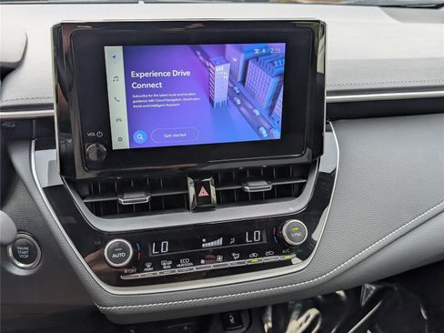 Used 2025 Toyota Corolla XSE FWD image 26