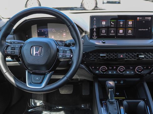 Used 2025 Honda Accord Touring image 15