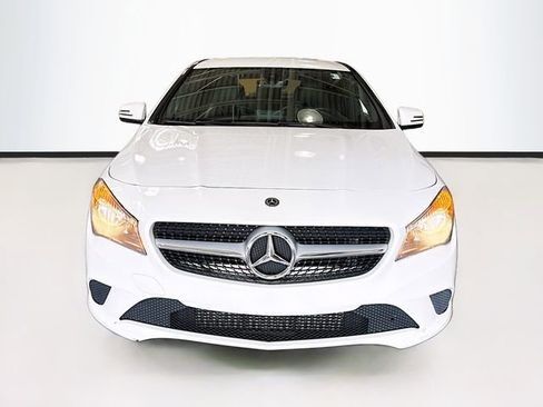 Used 2016 Mercedes-Benz CLA 250 4MATIC image 4