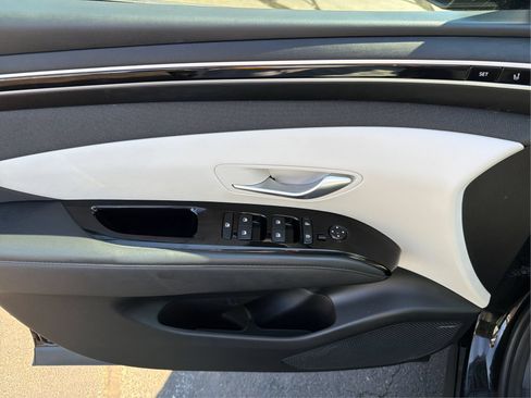 Certified 2024 Hyundai Tucson Limited AWD/4WD image 21